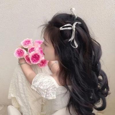 龙纹身的女鬼入镜